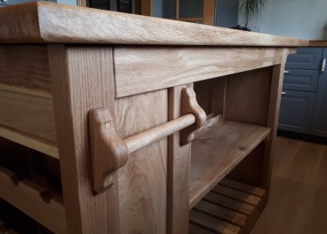 free standing oak kitchen island